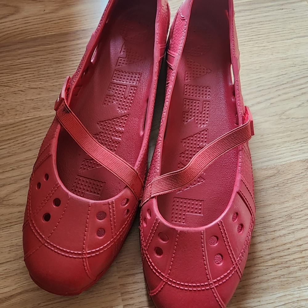 Airwalk Red Women's Flats